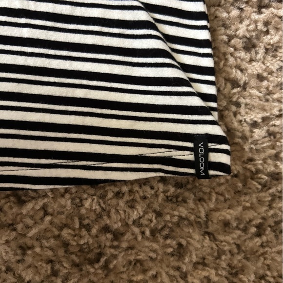 Volcom | What She Said Mini Dress (Sleeveless) - Picture 7 of 10